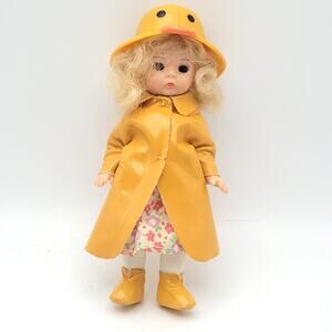 Madame Alexander McDonald’s “It’s Raining” Doll Raincoat Duck Hat 5″ Sleep‑Eyes